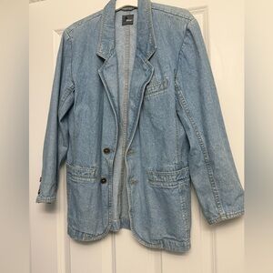 LiWear Denim Jacket in Light Blue